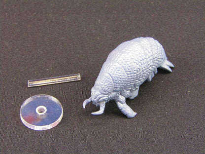 Moxil Grub Space Creature Monster Space War Gaming Set w/ Flight Stands & Rods