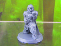 
              Town Guard Captain Leader Mini Miniatures 3D Printed Resin Model Figure 28/32mm
            
