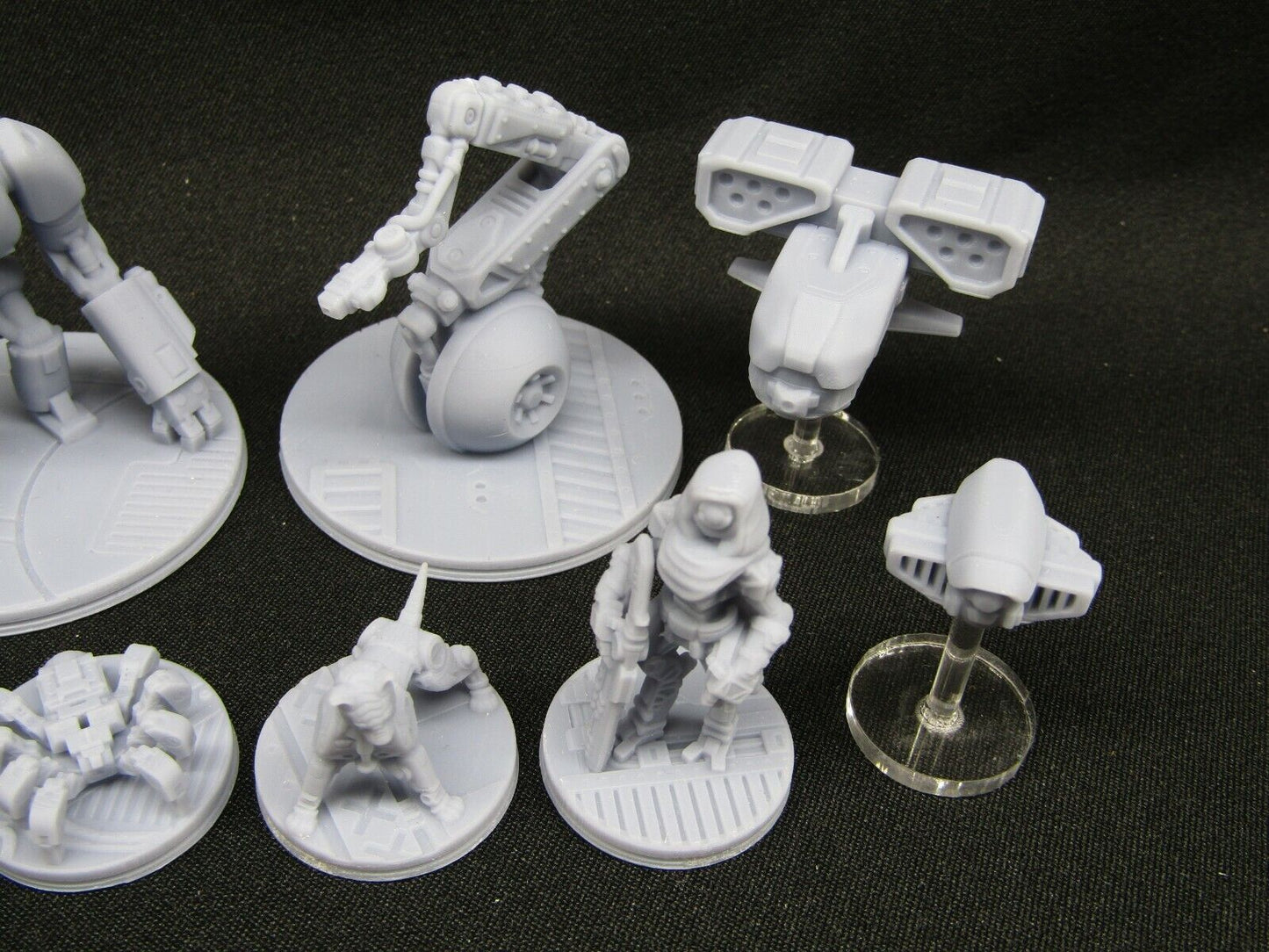 12 pc Sci Fi Mini Set 1 Droids & Robots Miniature Scatter Terrain Scenery