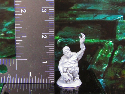 Mane Manes Chaotic Abyss Demon Monster B Mini Miniature Model Character Figure