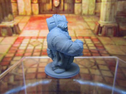Dwarven Bar Tender Bar Keeper Mini Miniature Dwarf 3D Printed Model 28/32mm