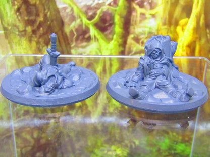 Dead Adventurers Travellers Townsfolk Pair Miniature Figure 3D Printed Model
