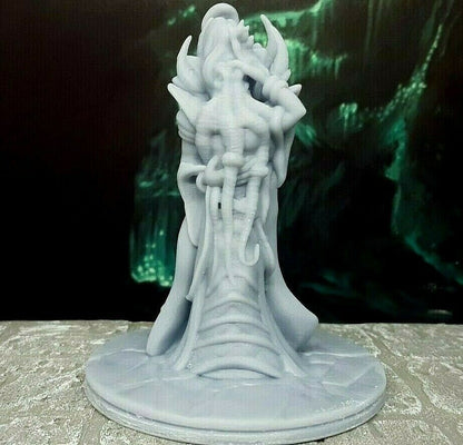 Mind Flayer Illithid Noble Mini Miniature 28mm Figure D&D 3D Printed Resin
