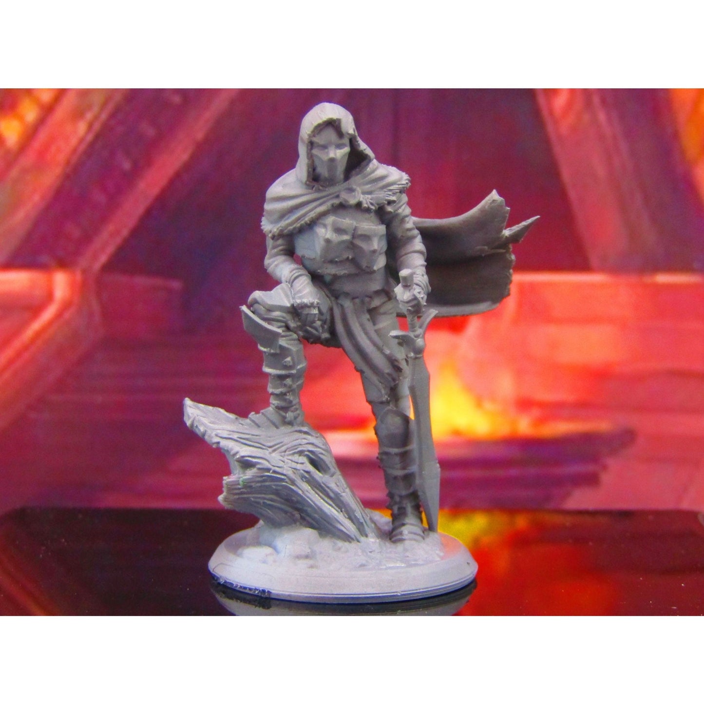 Masked High Order Assassin Mercenary Mini Miniature Model Character Figure 28mm/32mm Scale RPG Tabletop Gaming Wargaming D&D etc.